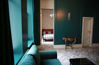 Гостиница Bonhotel Астрахань DE LUXE (Двухкомнатный люкс), 2 комнаты, от 1 до 2 гостей, двуспальная кровать-4