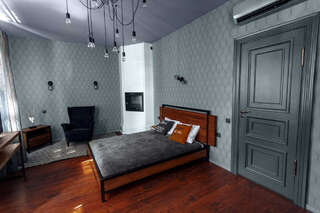 Гостиница Bonhotel Астрахань DE LUXE (Двухкомнатный люкс), 2 комнаты, от 1 до 2 гостей, двуспальная кровать-9